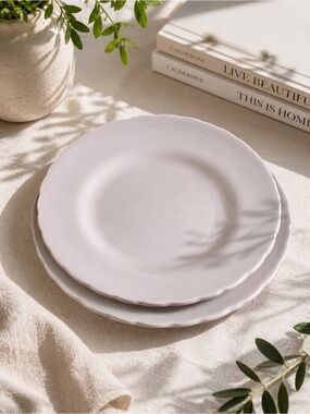 Tuscan Fine English Bone China Set of 2 Plates Pink White Scalloped Vintage